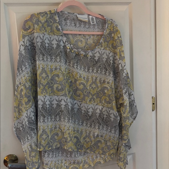 Alfred Dunner Gray and Yellow Embellished Top - Picture 1 of 3